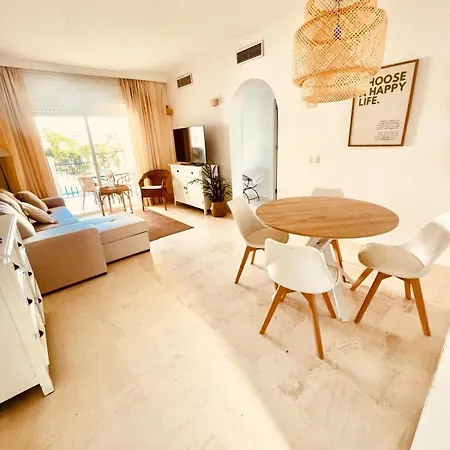 Hacienda Beach Estepona - Primera Linea De Playa, Piscinas Y Jardines Tropicales * Estepona