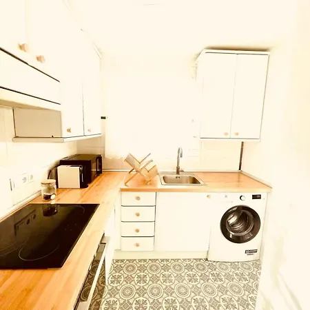 Hacienda - Primera Linea De Playa, Piscinas Y Jardines Tropicales Apartmán Estepona